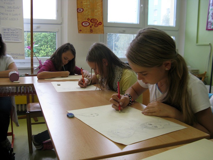 Comenius - Výroba loutek a scénáře