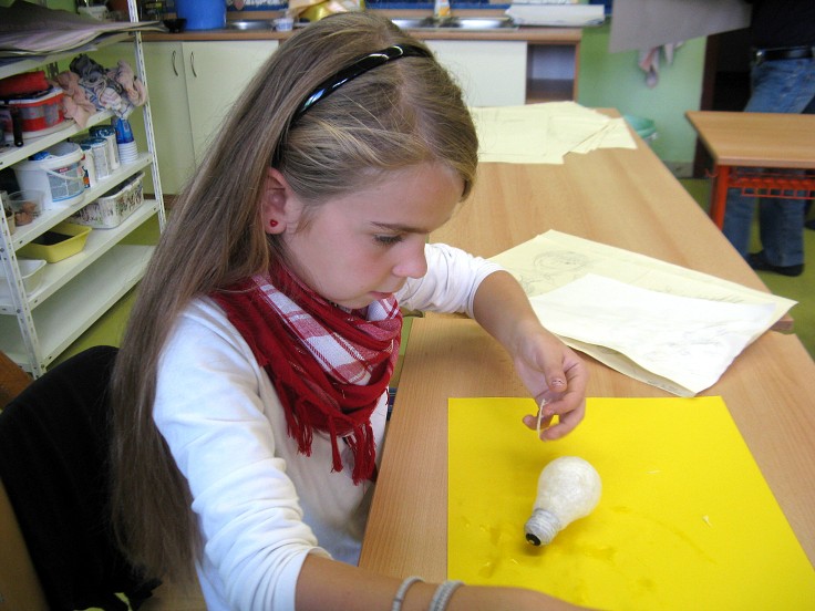 Comenius - Výroba loutek a scénáře